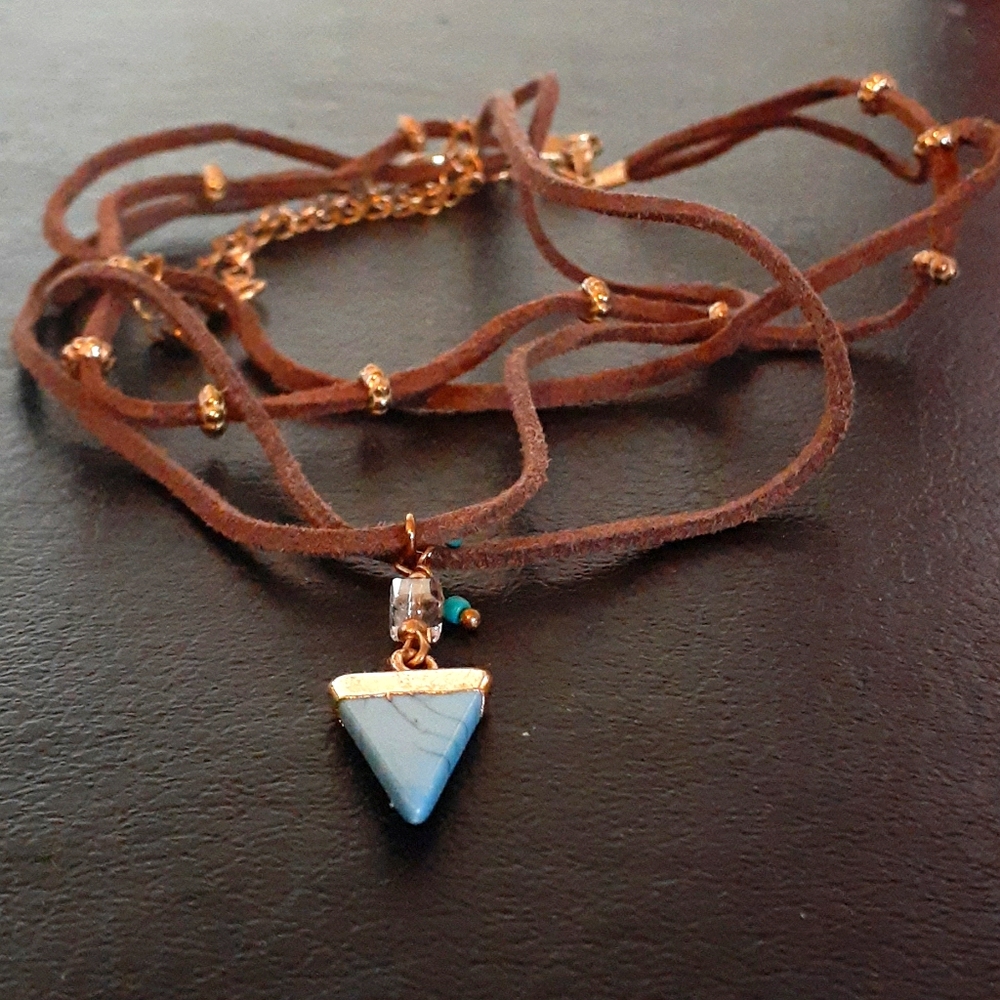 Chocker necklace